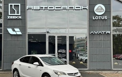 Opel Astra J, 2013 год, 910 000 рублей, 1 фотография