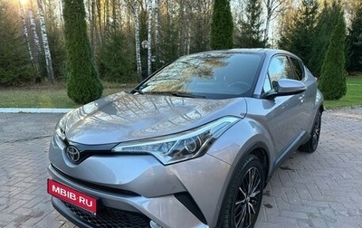 Toyota C-HR I рестайлинг, 2017 год, 2 850 000 рублей, 1 фотография