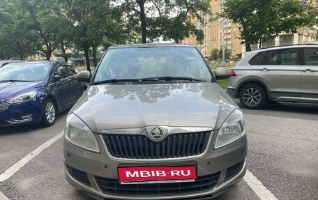 Skoda Fabia II, 2014 год, 595 000 рублей, 1 фотография