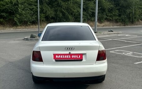 Audi A4, 1996 год, 330 000 рублей, 10 фотография