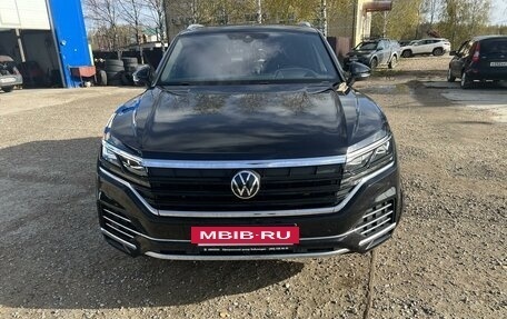 Volkswagen Touareg III, 2022 год, 7 500 000 рублей, 9 фотография