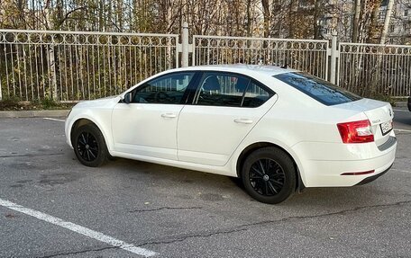 Skoda Octavia, 2018 год, 1 800 000 рублей, 6 фотография