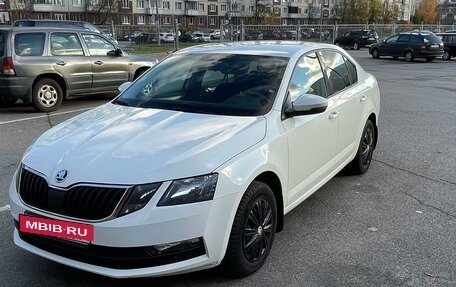 Skoda Octavia, 2018 год, 1 800 000 рублей, 3 фотография