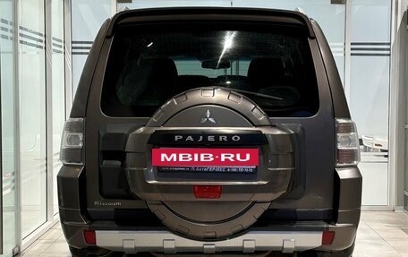 Mitsubishi Pajero IV, 2011 год, 1 989 000 рублей, 3 фотография