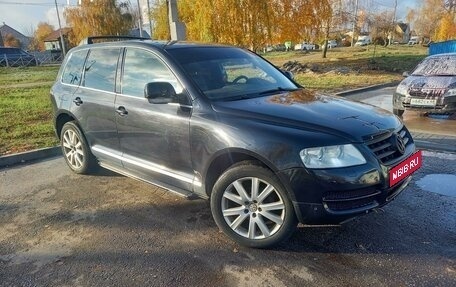 Volkswagen Touareg III, 2004 год, 670 000 рублей, 10 фотография