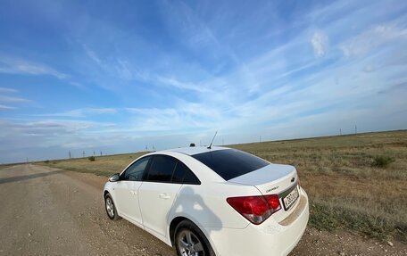 Chevrolet Cruze II, 2012 год, 825 000 рублей, 3 фотография