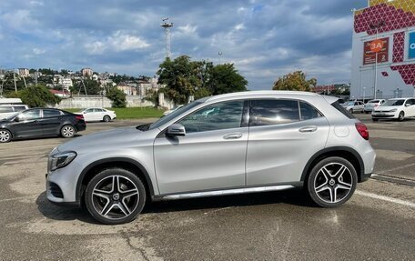 Mercedes-Benz GLA, 2017 год, 2 500 000 рублей, 2 фотография