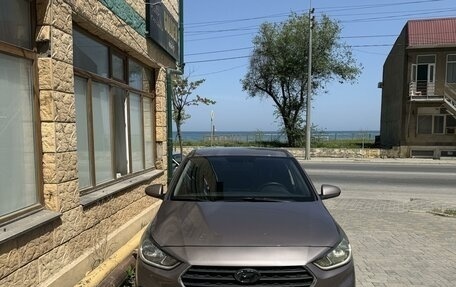 Hyundai Solaris II рестайлинг, 2018 год, 1 200 000 рублей, 1 фотография