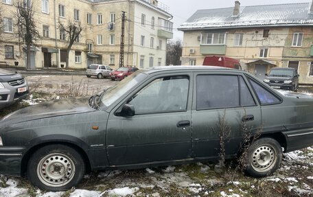 Daewoo Nexia I рестайлинг, 2003 год, 58 000 рублей, 2 фотография