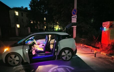 BMW i3 I01 рестайлинг, 2015 год, 1 549 000 рублей, 2 фотография