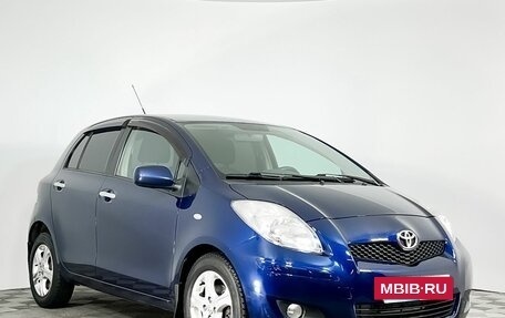 Toyota Yaris III рестайлинг, 2010 год, 649 000 рублей, 3 фотография