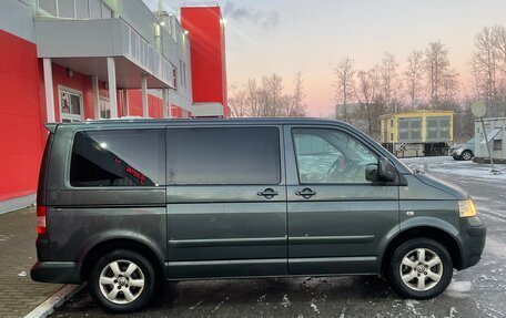 Volkswagen Multivan T5, 2008 год, 4 фотография