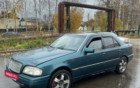 Mercedes-Benz C-Класс, 1995 год, 335 000 рублей, 2 фотография