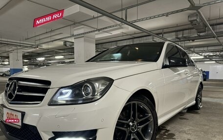 Mercedes-Benz C-Класс, 2012 год, 1 600 000 рублей, 10 фотография