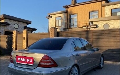 Mercedes-Benz C-Класс, 2006 год, 1 100 000 рублей, 16 фотография