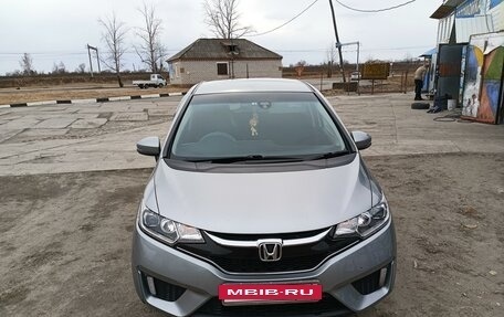 Honda Fit III, 2016 год, 1 300 000 рублей, 5 фотография