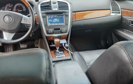 Cadillac SRX II рестайлинг, 2009 год, 895 000 рублей, 8 фотография