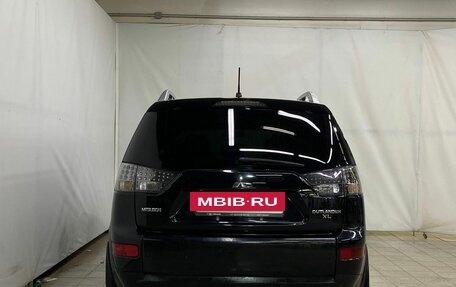 Mitsubishi Outlander III рестайлинг 3, 2007 год, 1 250 000 рублей, 7 фотография