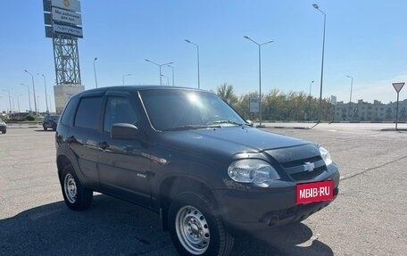 Chevrolet Niva I рестайлинг, 2017 год, 649 700 рублей, 3 фотография