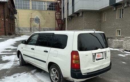 Toyota Succeed I рестайлинг, 2002 год, 420 000 рублей, 3 фотография