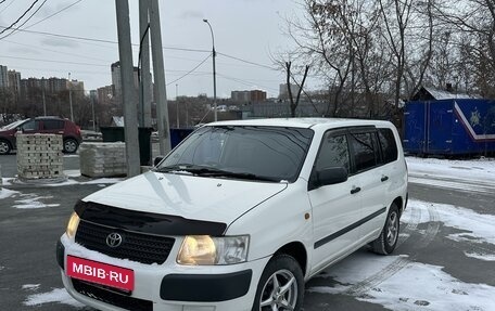 Toyota Succeed I рестайлинг, 2002 год, 420 000 рублей, 2 фотография