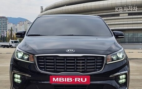 KIA Carnival III, 2021 год, 2 585 000 рублей, 2 фотография