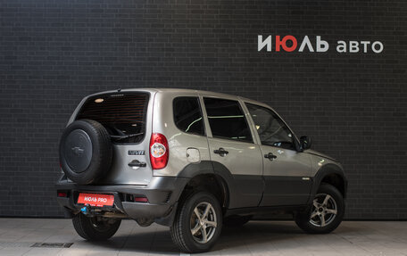 Chevrolet Niva I рестайлинг, 2015 год, 695 000 рублей, 6 фотография