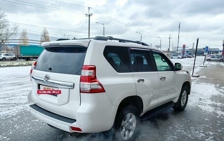 Toyota Land Cruiser Prado 150 рестайлинг 2, 2013 год, 3 650 000 рублей, 5 фотография