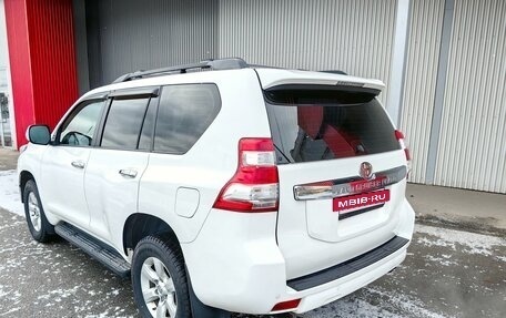 Toyota Land Cruiser Prado 150 рестайлинг 2, 2013 год, 3 650 000 рублей, 6 фотография