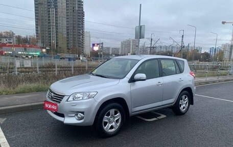 Toyota RAV4, 2011 год, 2 000 000 рублей, 1 фотография