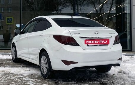 Hyundai Solaris II рестайлинг, 2015 год, 999 000 рублей, 7 фотография