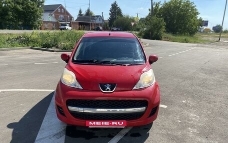 Peugeot 107 I рестайлинг, 2010 год, 500 000 рублей, 5 фотография