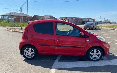 Peugeot 107 I рестайлинг, 2010 год, 500 000 рублей, 8 фотография