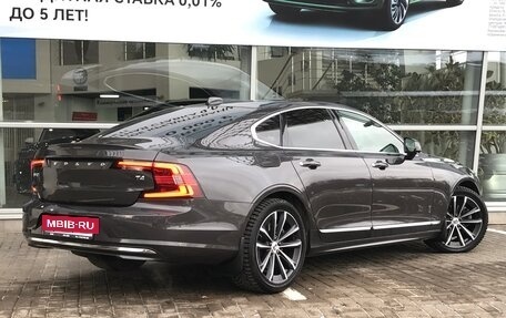 Volvo S90 II рестайлинг, 2021 год, 4 090 000 рублей, 3 фотография