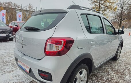 Renault Sandero II рестайлинг, 2017 год, 1 178 000 рублей, 12 фотография