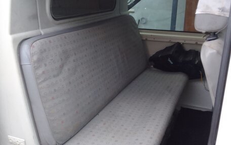 Volkswagen Transporter T4, 2002 год, 1 000 000 рублей, 2 фотография