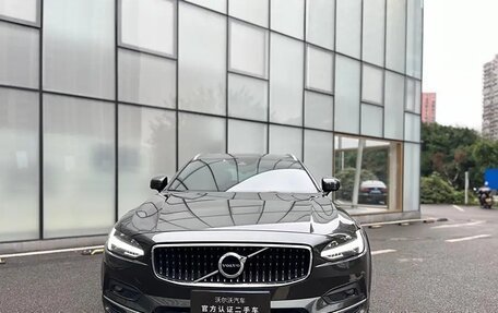 Volvo V90 Cross Country I рестайлинг, 2021 год, 4 675 000 рублей, 2 фотография