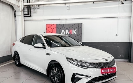 KIA Optima IV, 2019 год, 2 010 580 рублей, 2 фотография