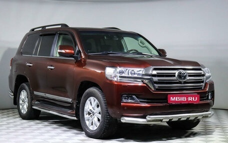 Toyota Land Cruiser 200, 2016 год, 6 899 990 рублей, 3 фотография