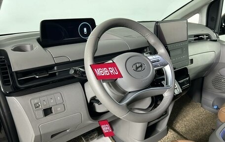 Hyundai Staria, 2022 год, 6 998 000 рублей, 8 фотография