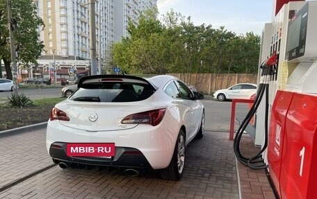 Opel Astra J, 2013 год, 1 890 000 рублей, 32 фотография