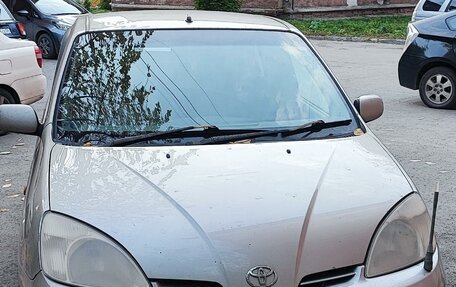 Toyota Prius IV XW50, 2000 год, 230 000 рублей, 3 фотография