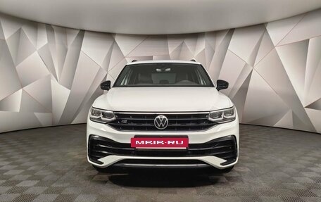 Volkswagen Tiguan II, 2022 год, 3 979 700 рублей, 7 фотография