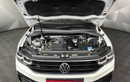 Volkswagen Tiguan II, 2022 год, 3 979 700 рублей, 18 фотография