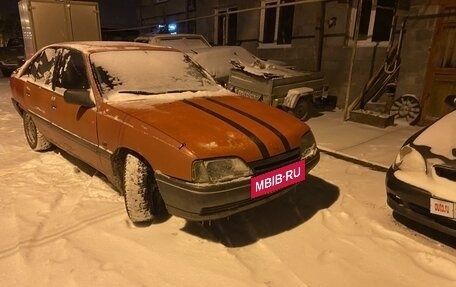 Opel Omega A, 1988 год, 120 000 рублей, 3 фотография