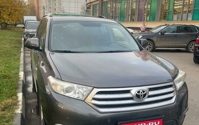 Toyota Highlander III, 2011 год, 2 289 000 рублей, 1 фотография