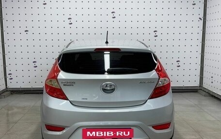 Hyundai Solaris II рестайлинг, 2013 год, 790 000 рублей, 6 фотография