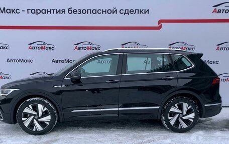 Volkswagen Tiguan II, 2023 год, 5 449 000 рублей, 6 фотография