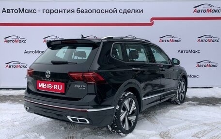 Volkswagen Tiguan II, 2023 год, 5 449 000 рублей, 4 фотография