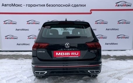 Volkswagen Tiguan II, 2023 год, 5 449 000 рублей, 2 фотография